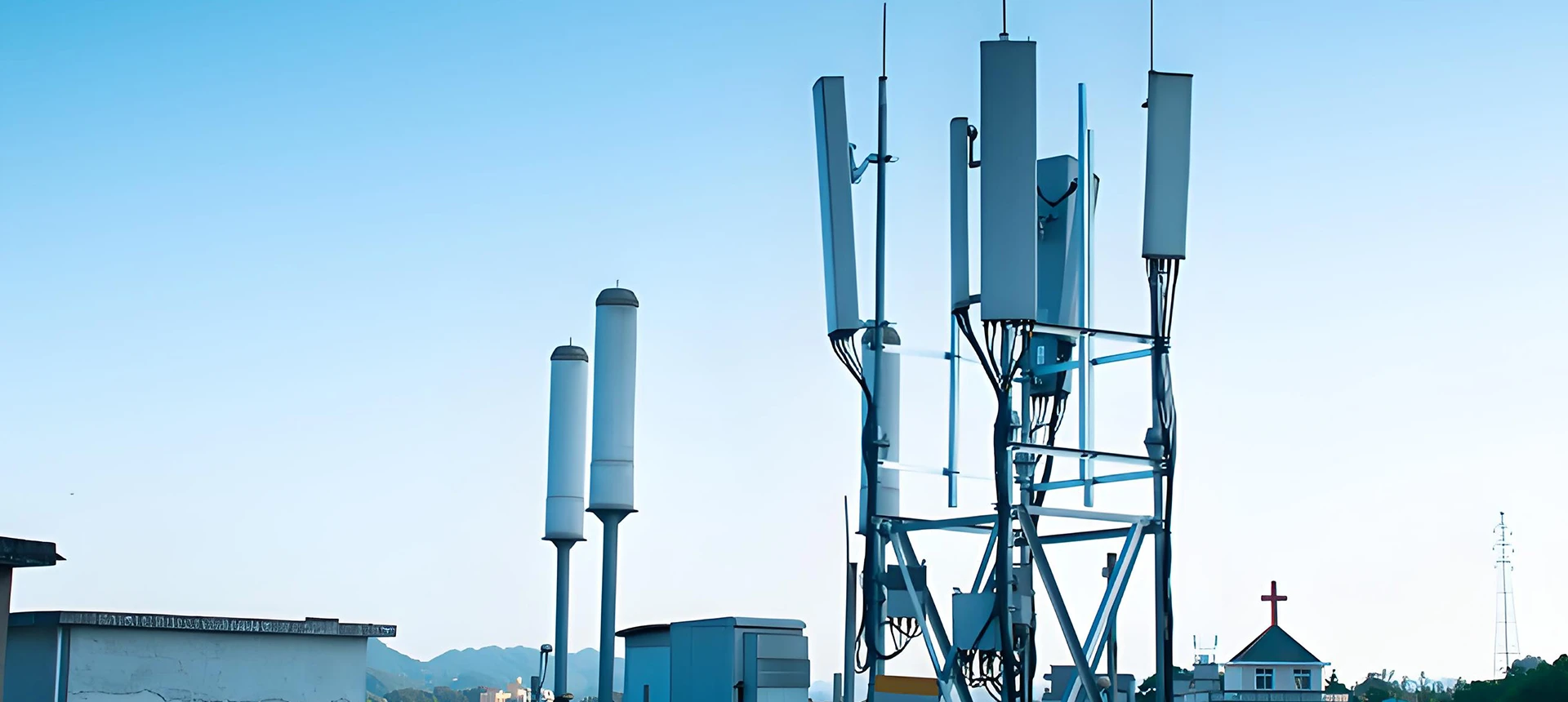 Fiber to the Antenna Solution
