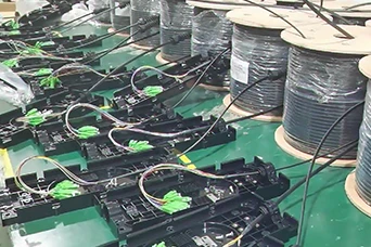 Waterproof 12 Port outdoor Multiport service Terminal(MST)BOX Production