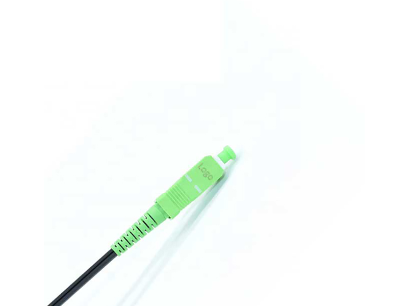 GJYXFCH GJYXCH SM 1core SCAPC SCAPC G657A2 FRP LSZH 200M Outdoor FTTH Drop Cable Patchcord
