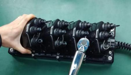 Outdoor IP67 Waterproof Multi Service Terminal FTTH Fiber Optical Pre-terminated 2 4 6 8 12 Ports Fiber Access Terminal Box FAT