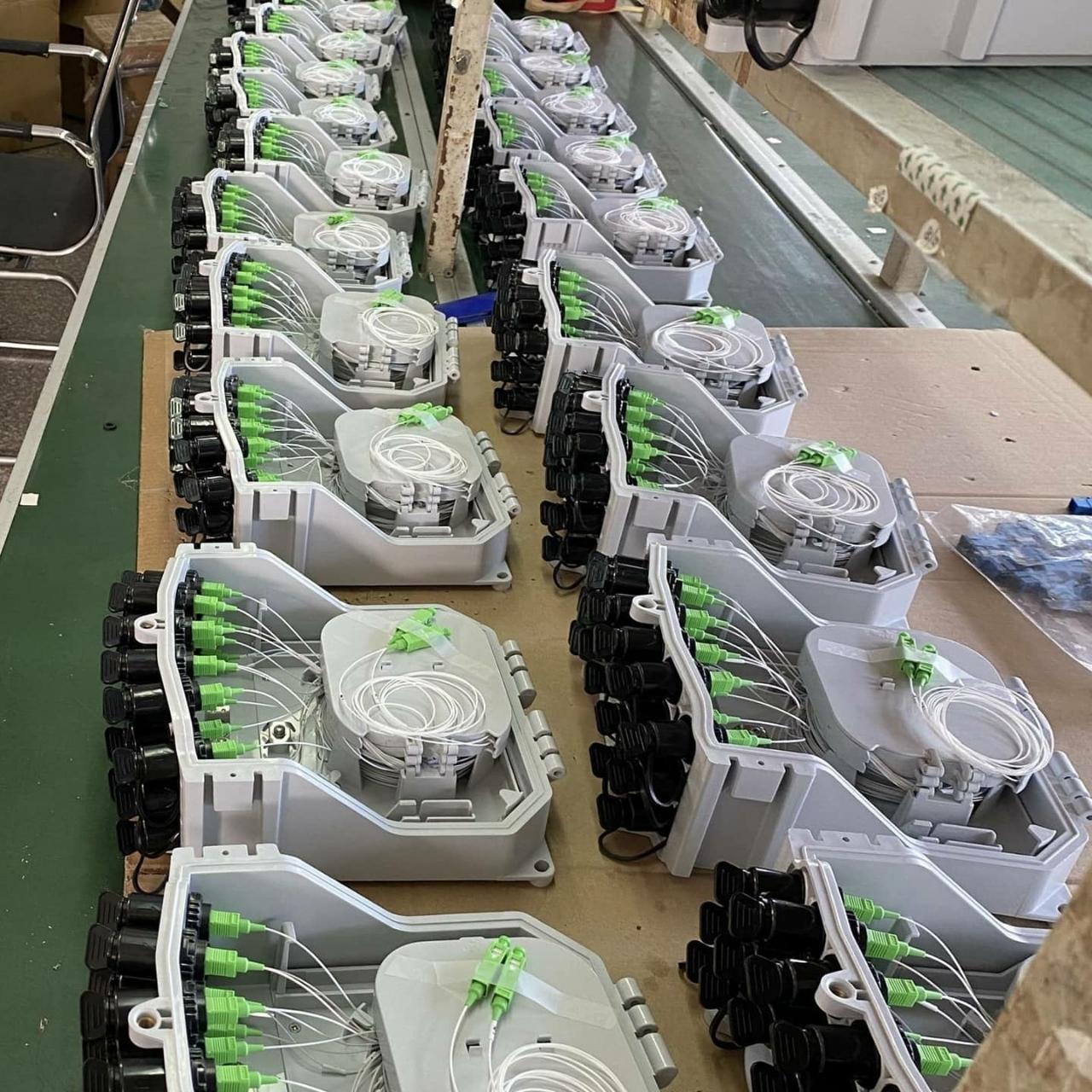 New FTTH Outdoor waterproof 16port fiber Huawei Type Fiber Optic FTTA NAP Box Distribution Box