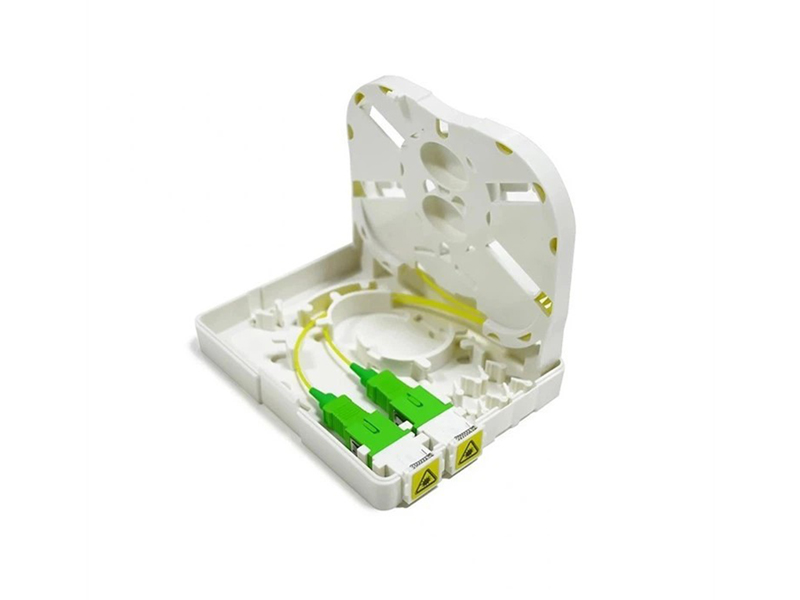 OTB-AT01D  1 2 4 Core Ftth Fiber Optic Terminal Box SC APC Adapter 0.9mm LSZH SC APC Faceplate 1M SM G657A1 Pigtail Fiber Optic Equipment