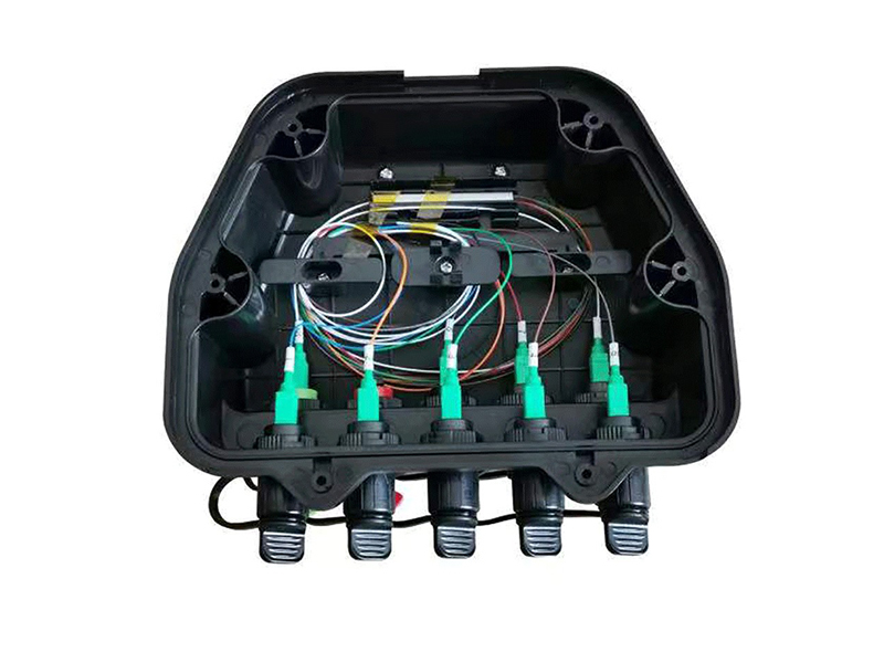 Wall Mount Pole Mount No Cutting Cable Type FTB 10 Core FTTH Fiber Optic Distribution Box